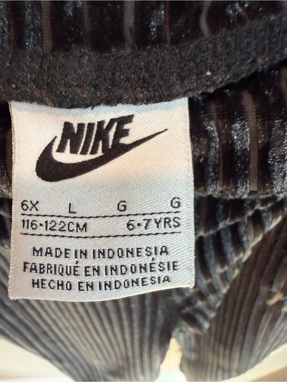 Nike Black Ribbed Velvet Kids' Flare Leggings